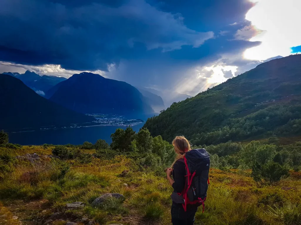 Urlaub-in-Norwegen-auf-dem-Berg